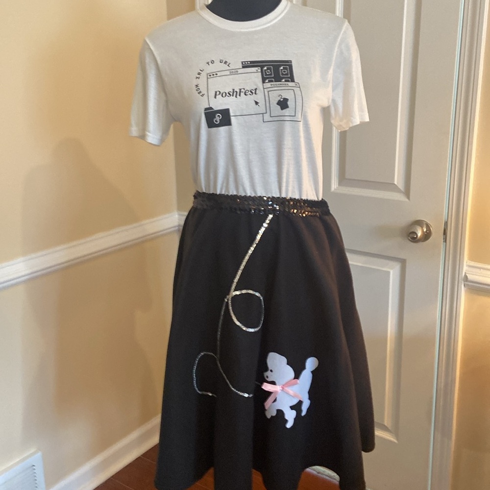 Women’s Poodle Skirt